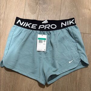 Nike Pro girls Blue Shorts - size xl
